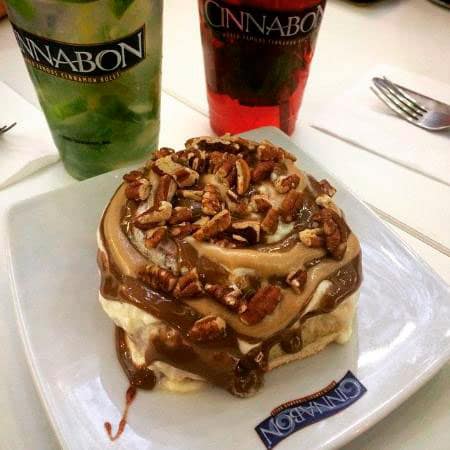 Cinnabon микс ролл